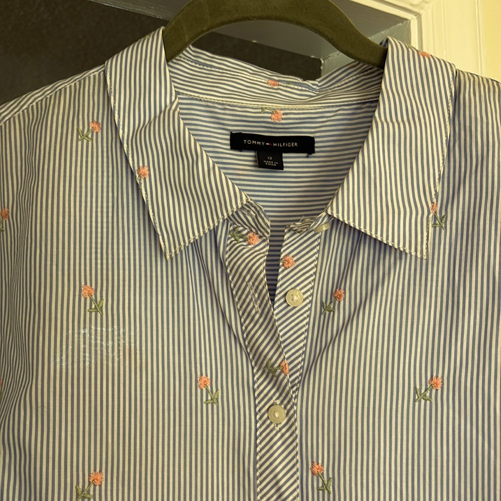 Tommy Holfiger spring/ Summer dress